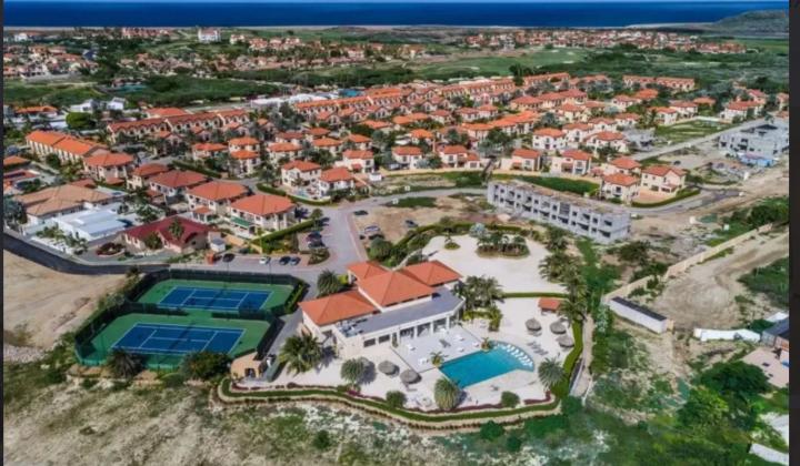 Gold Coast Turnkey STR Investment | Proven Income | Diamante 233B photo 1