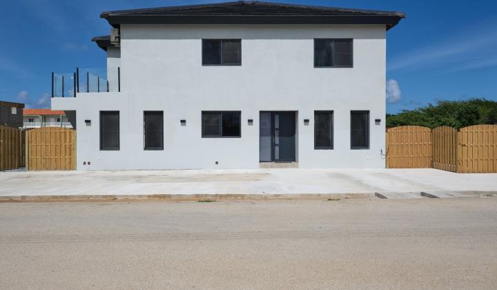 Cudi 32 | Multi-Unit Family Property photo 1